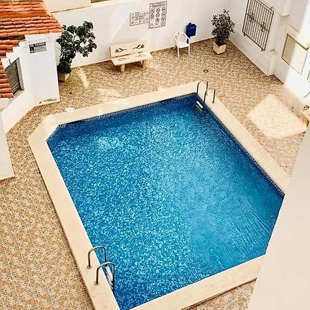 Apartment By The Sea With A Pool Torrevieja